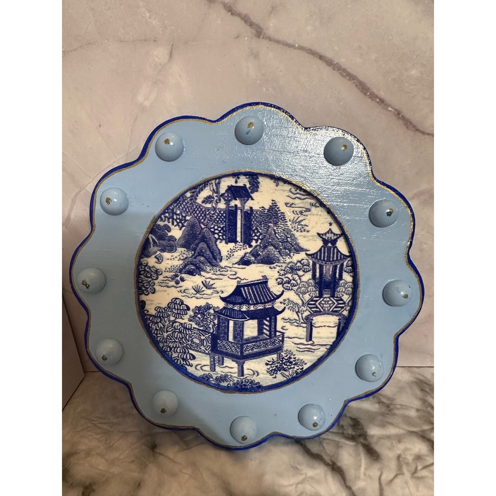 Blue and White Chinoiserie Pagoda Scalloped Wood Wall Plaque 7.25"
handmade